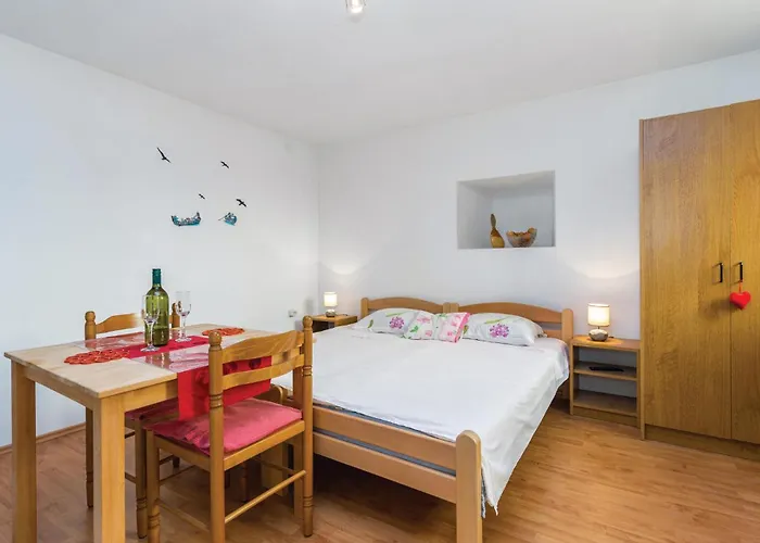 Gorgeous In With Wifi Apartment Bakar