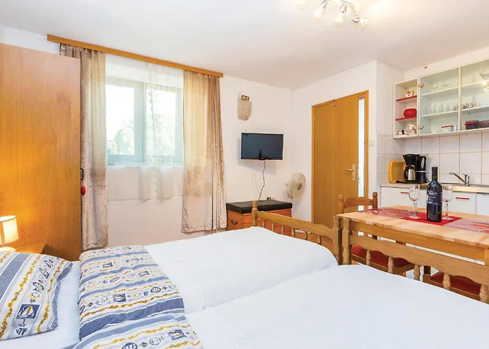 Gorgeous In With Wifi Apartman